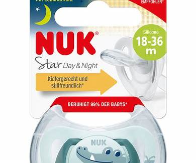 NUK Star Day & Night 18-36 m (2 copë)